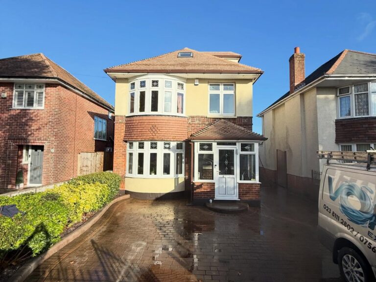 587303249_17954810523025940_1449527163209161421_n