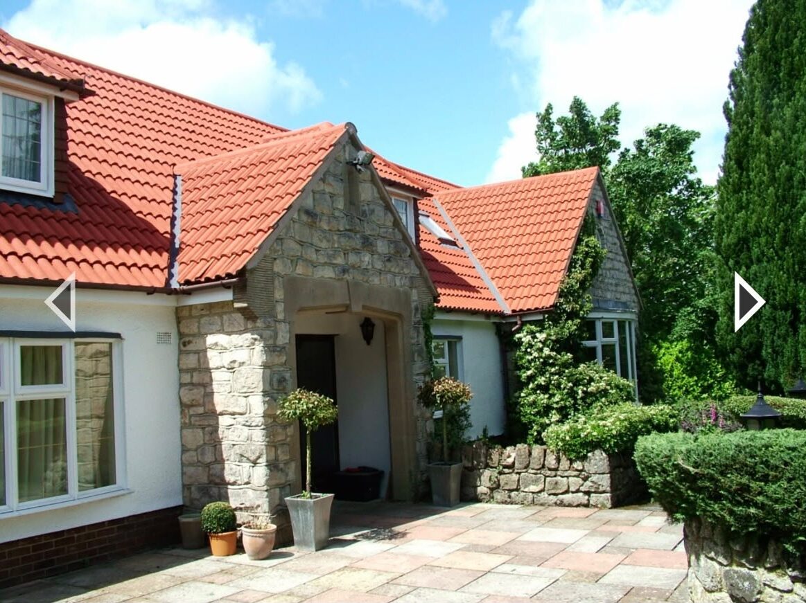 Roof coating service